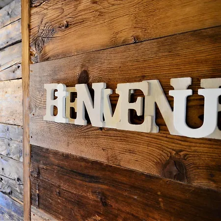 Pensionat Les Et Roulottes Des Noisetiers Leysin