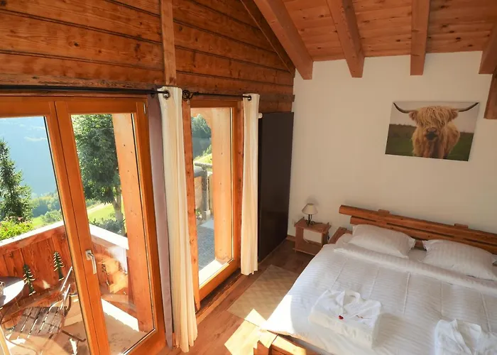 Les Et Roulottes Des Noisetiers Pensión Leysin