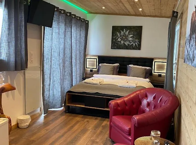 Les Et Roulottes Des Noisetiers Leysin